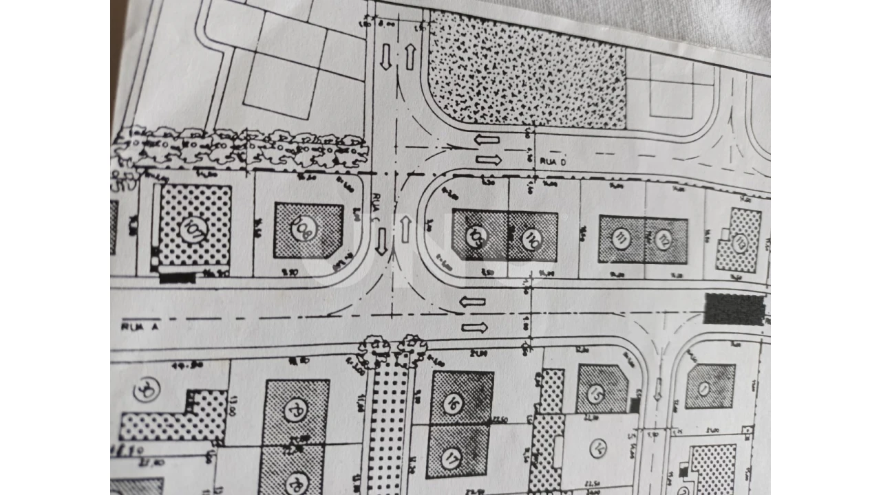 Terreno para Venda em Amora Foto 17