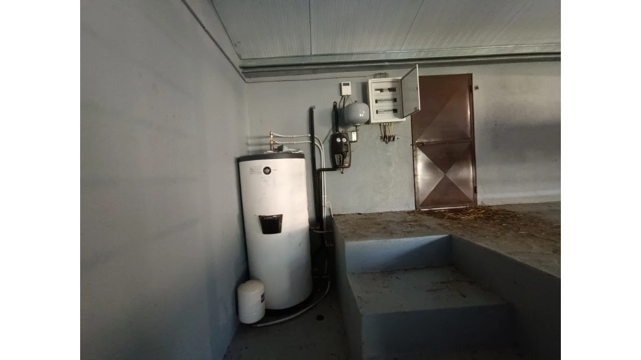 Armazém para Venda em Vila de Rei Foto 15