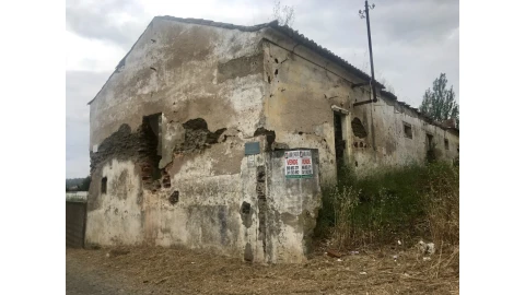 Terreno para Venda em Abrantes (São Vicente e São João) e Alferrarede
