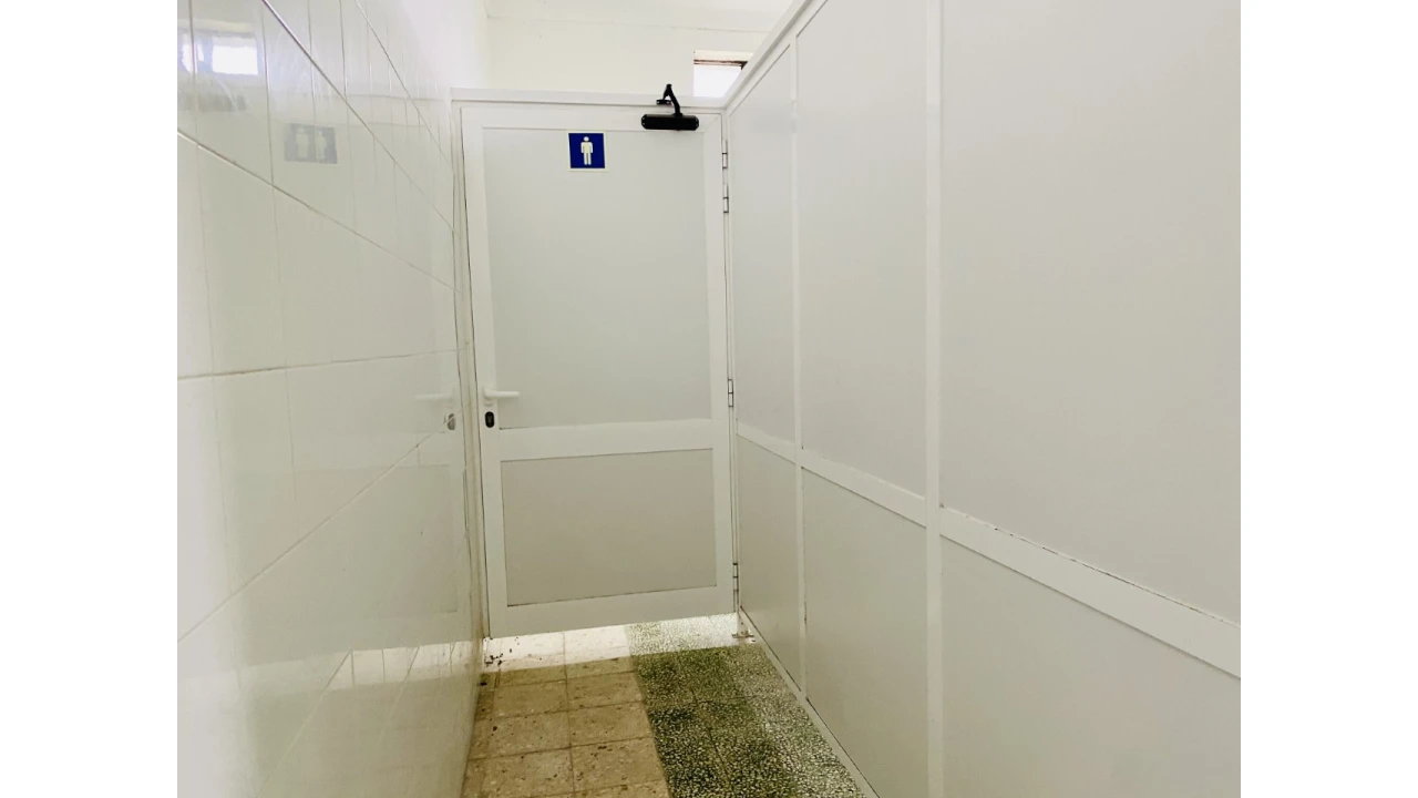 Armazém para Venda em Tramagal Foto 17