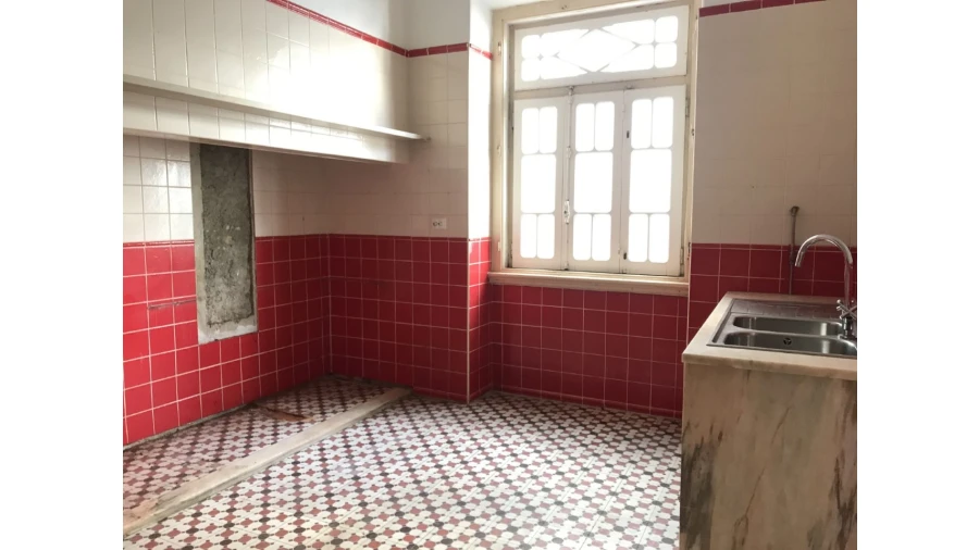 Moradia T7 para Venda em Mouriscas Foto 21