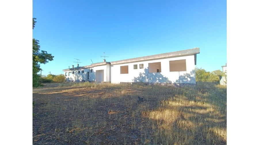Prédio para Venda em São Miguel do Rio Torto e Rossio Ao Sul do Tejo Foto 1
