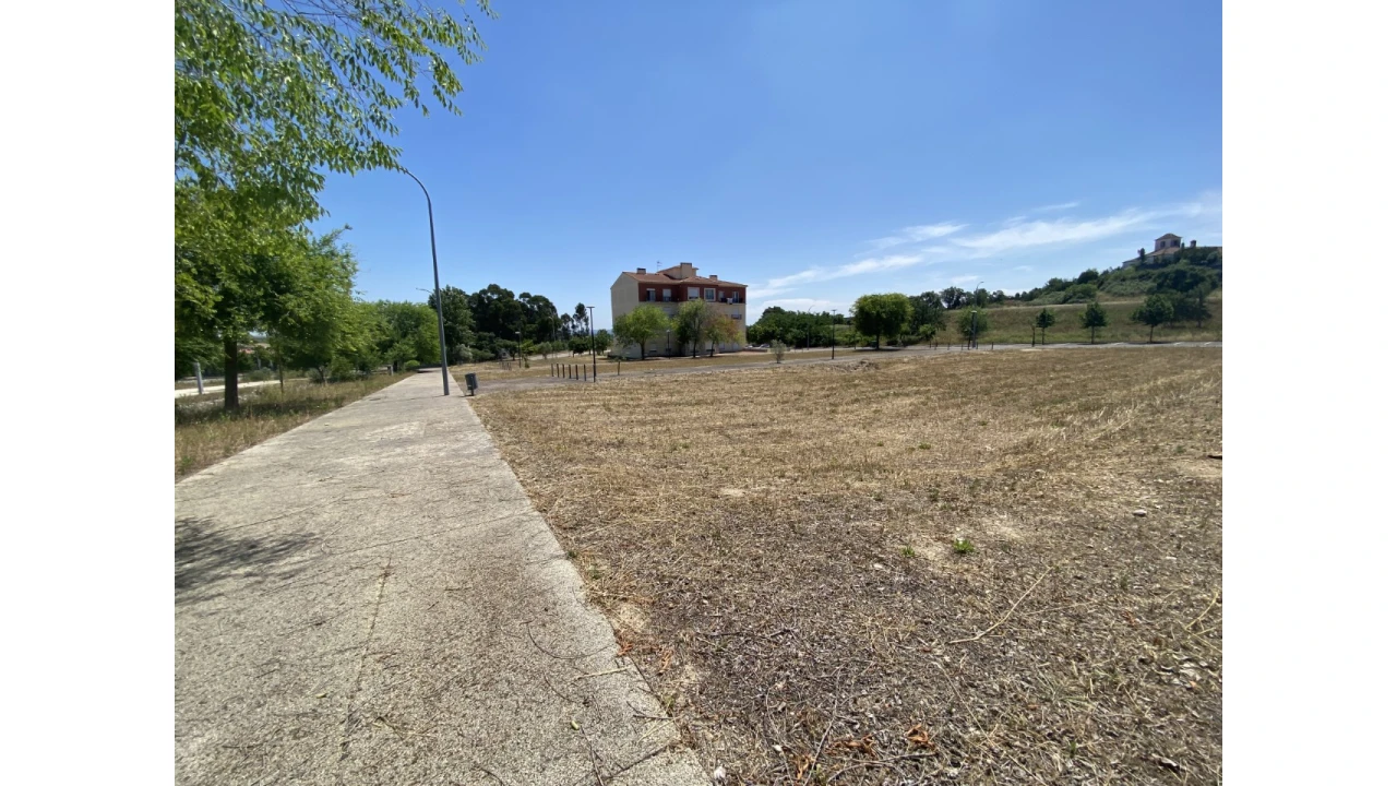 Terreno para Venda em Marvila, Ribeira Santarém, São Salvador, São Nicolau Foto 4