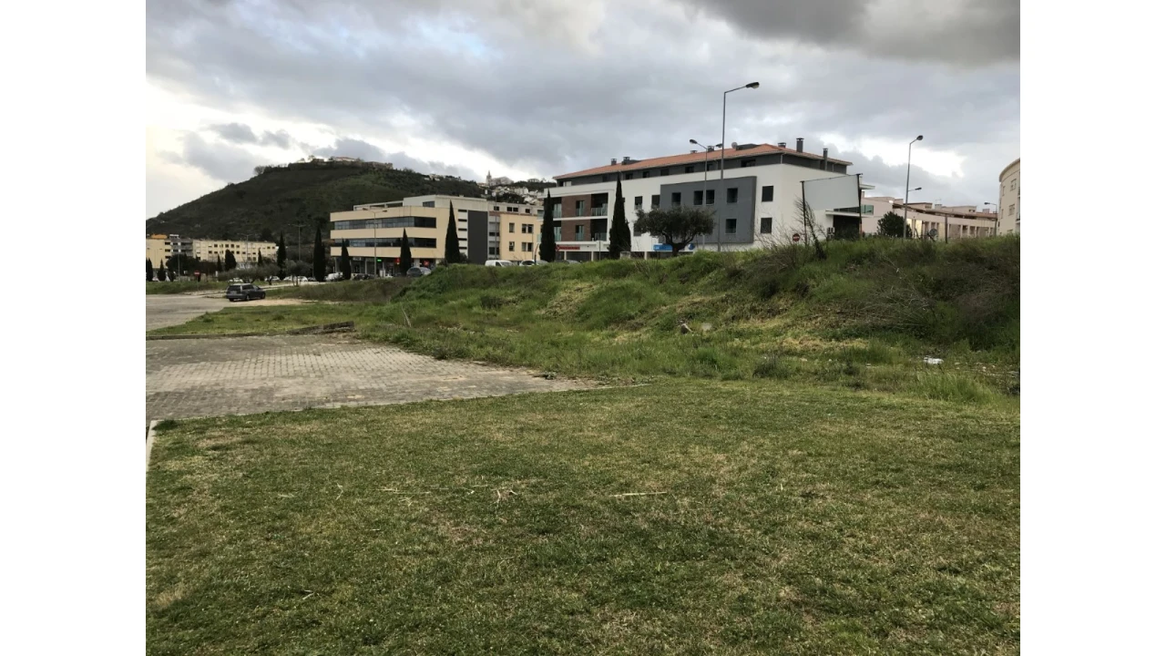 Terreno P/ Prédio para Venda em Abrantes (São Vicente e São João) e Alferrarede Foto 3
