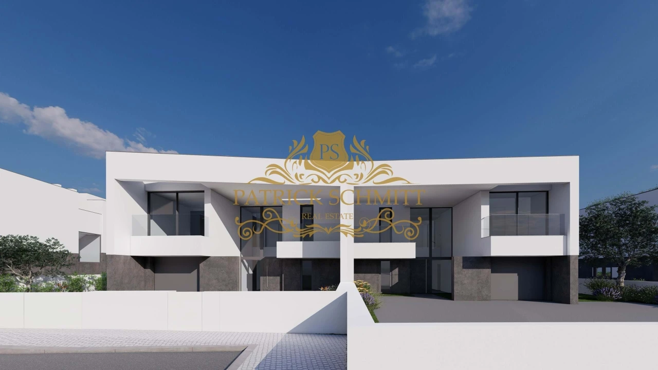 Moradia T4 para Venda em Lagos (São Sebastião e Santa Maria) Foto 3