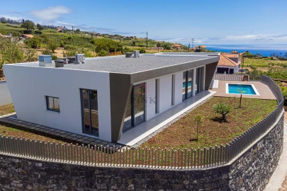 Moradia T3 para Venda em Ponta do Pargo