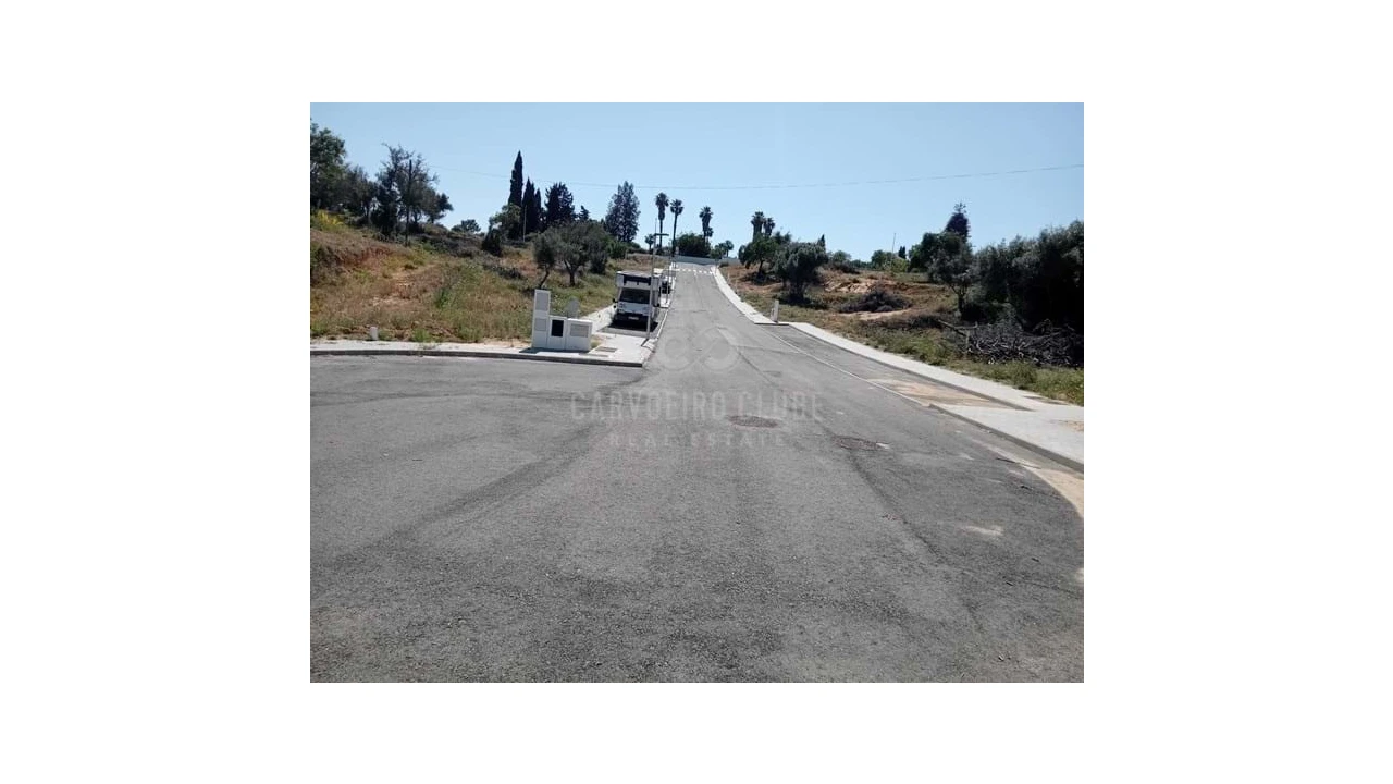 Terreno para Venda em Lagoa e Carvoeiro Foto 9