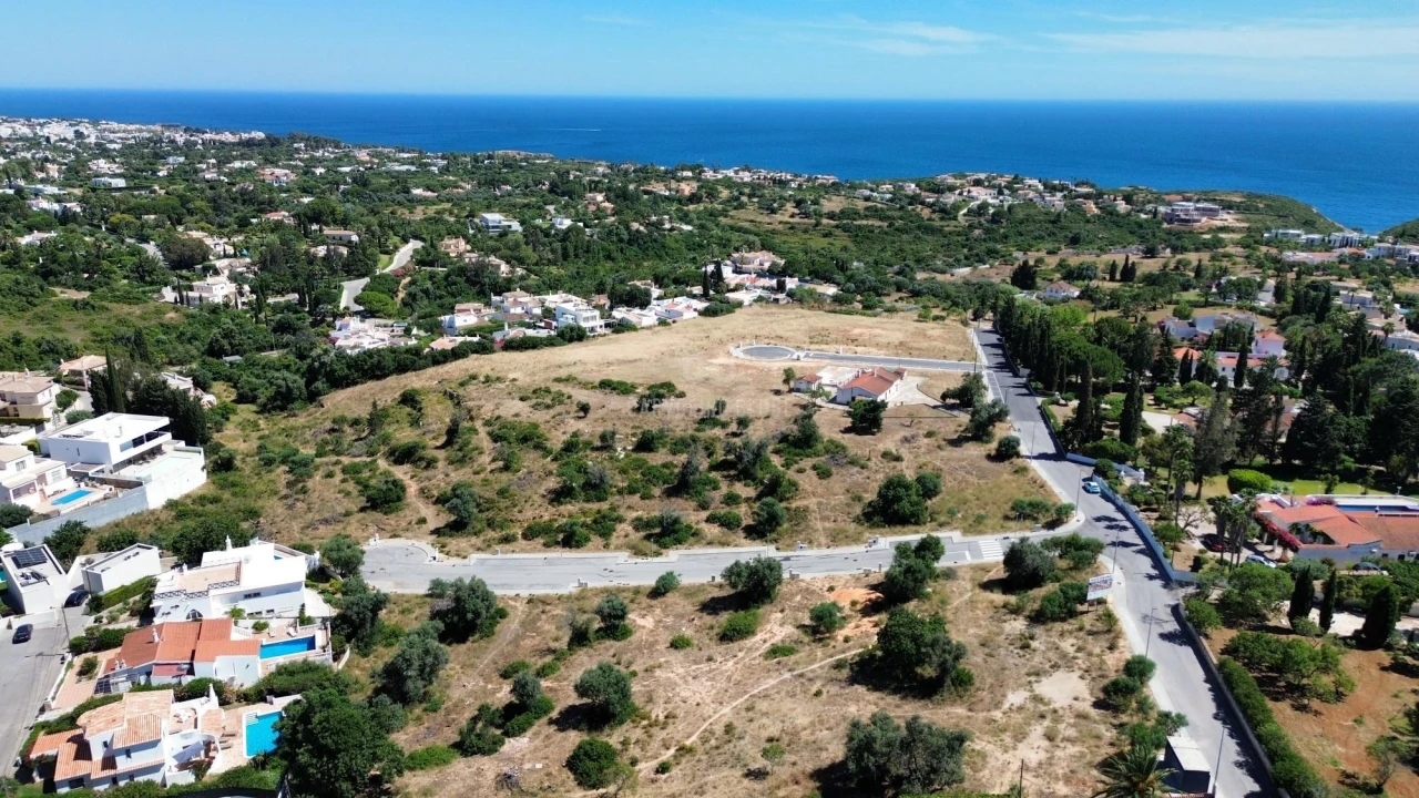 Terreno para Venda em Lagoa e Carvoeiro Foto 1