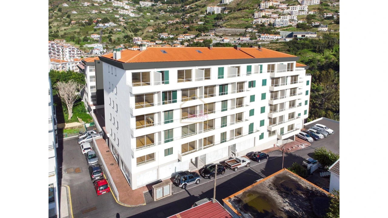 Apartamento T2 para Venda em Caniço Foto 18