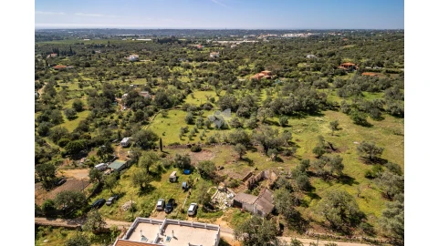 Terreno para Venda em Olhão
