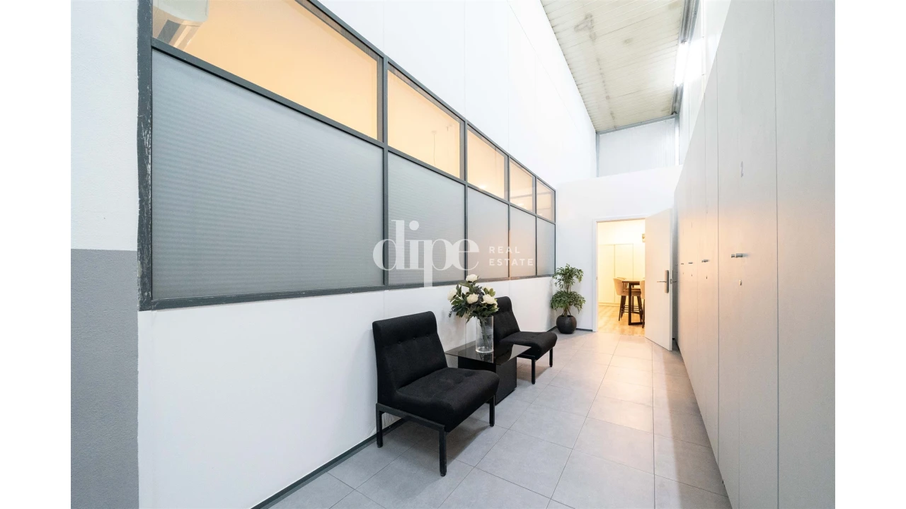 Escritório para Arrendamento em Nespereira Foto 9