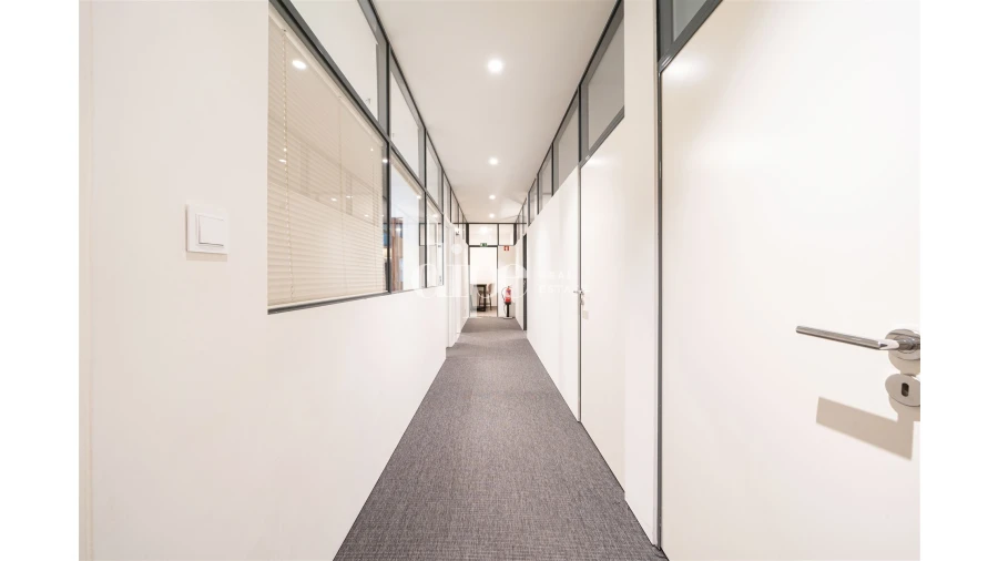 Armazém para Arrendamento em Nespereira Foto 8