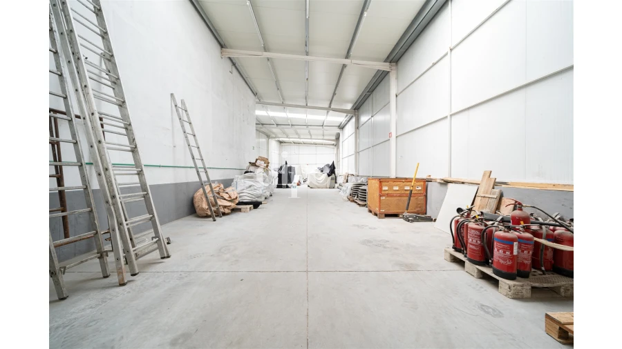 Armazém para Arrendamento em Nespereira Foto 5