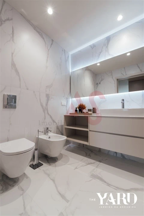 Apartamento T3 para Venda em Santa Marinha e São Pedro da Afurada