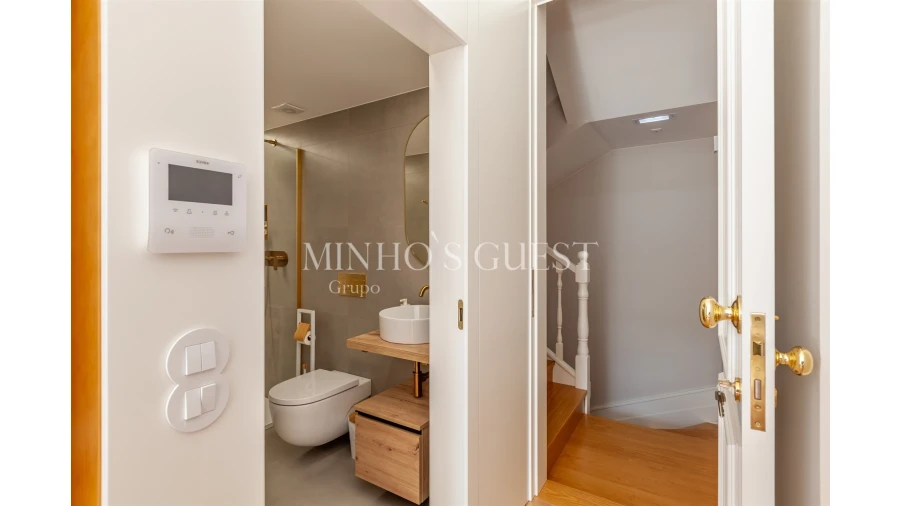 Apartamento T1 para Arrendamento férias em Braga (Maximinos, Sé e Cividade) Foto 16