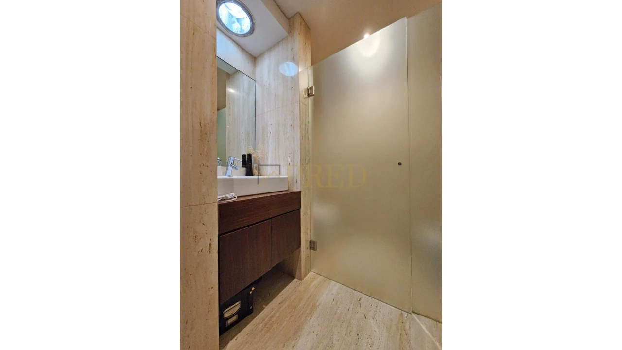 Apartamento T5 para Arrendamento em Aldoar, Foz do Douro e Nevogilde Foto 30