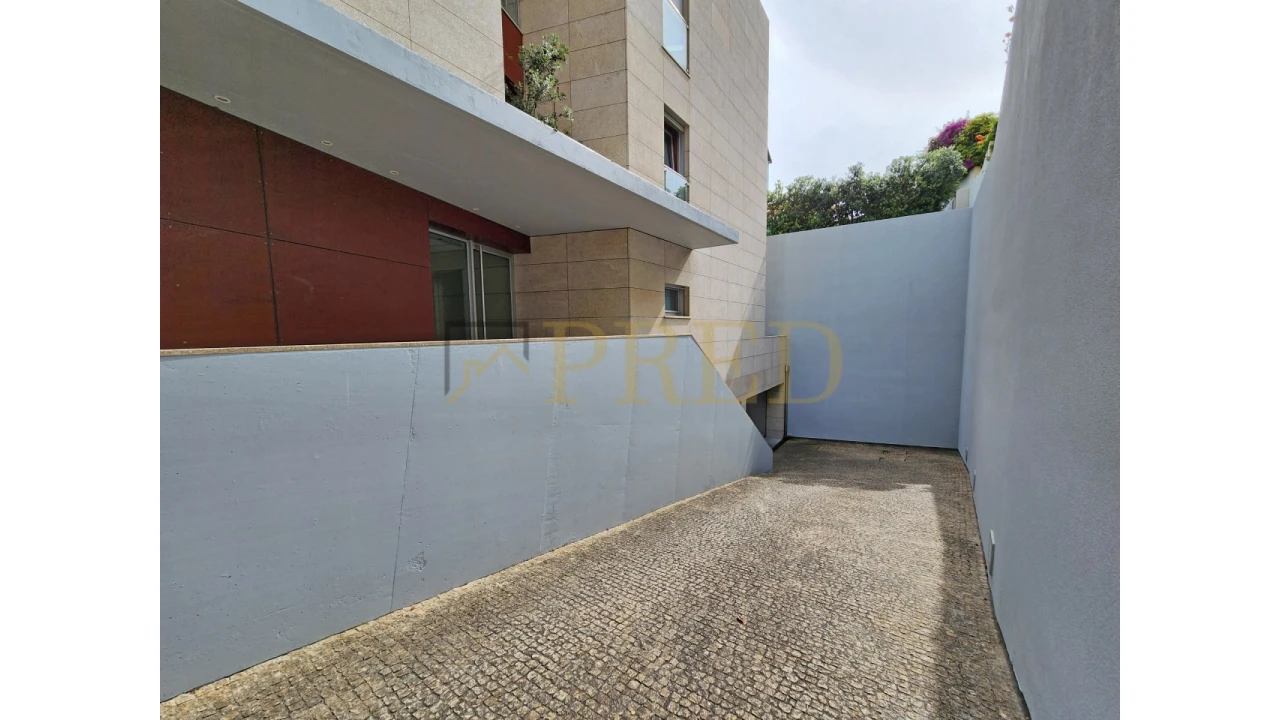 Apartamento T5 para Arrendamento em Aldoar, Foz do Douro e Nevogilde Foto 32