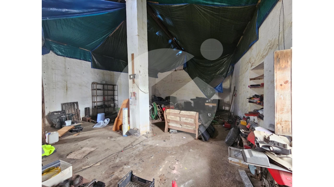 Armazém para Venda em São Brás de Alportel Foto 17