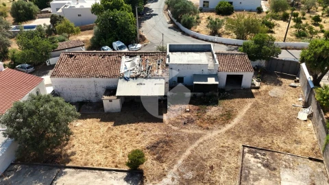 Armazém para Venda em São Brás de Alportel