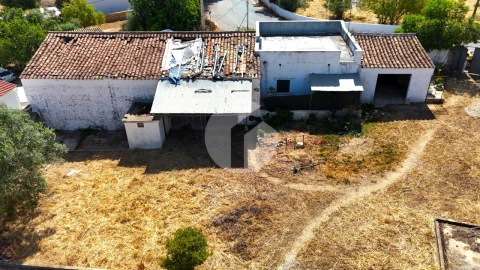 Armazém para Venda em São Brás de Alportel
