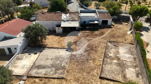 Armazém para Venda em São Brás de Alportel