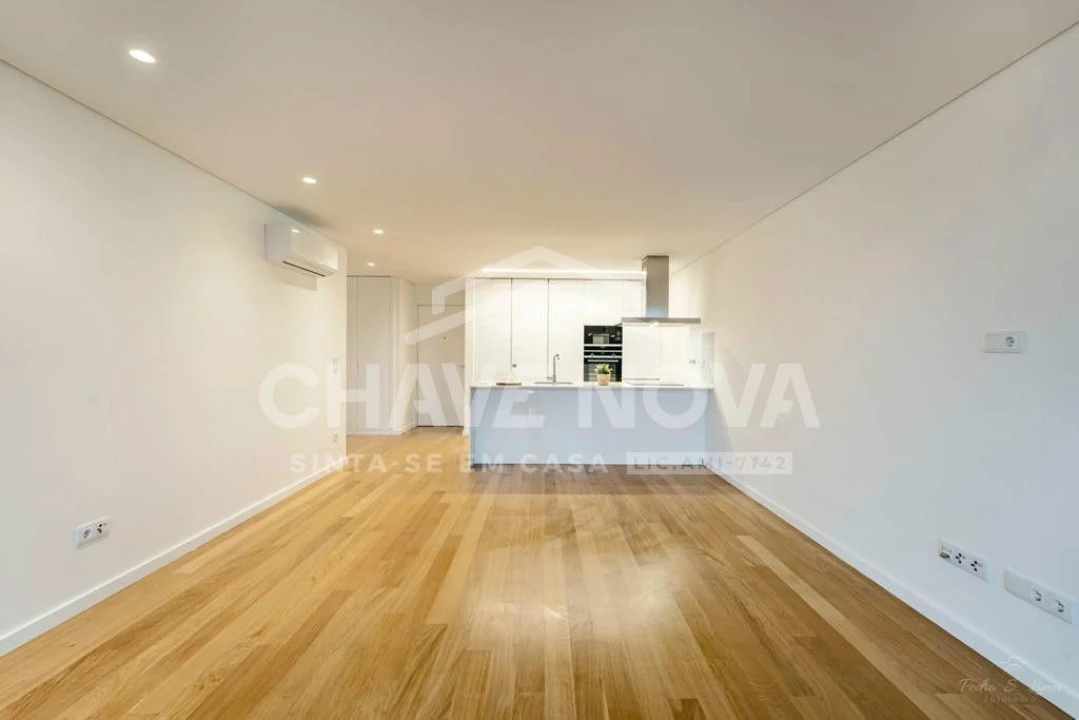 Apartamento T1 para Arrendamento em Canidelo Foto 2