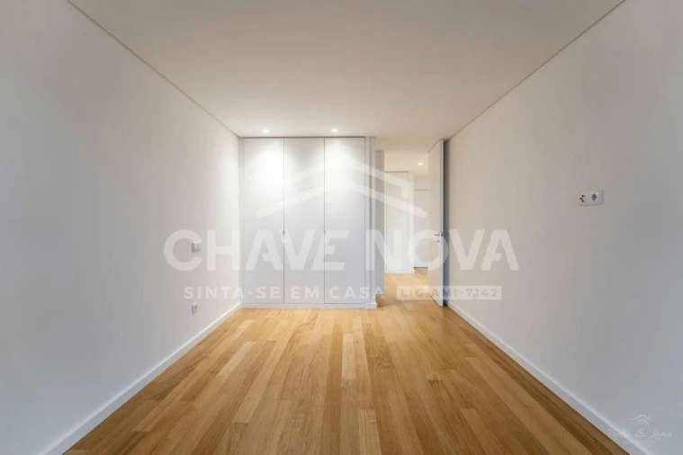 Apartamento T1 para Arrendamento em Canidelo Foto 7