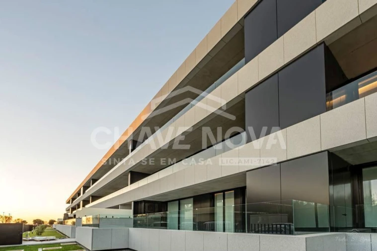 Apartamento T1 para Arrendamento em Canidelo Foto 15