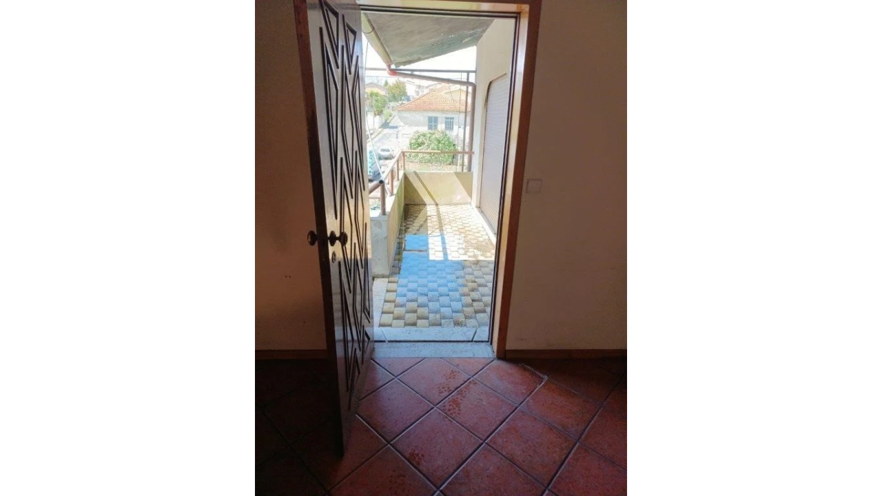 Prédio para Venda em Vila das Aves Foto 17