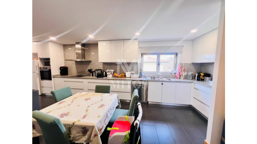 Moradia T3 para Venda em Durrães e Tregosa Foto 17