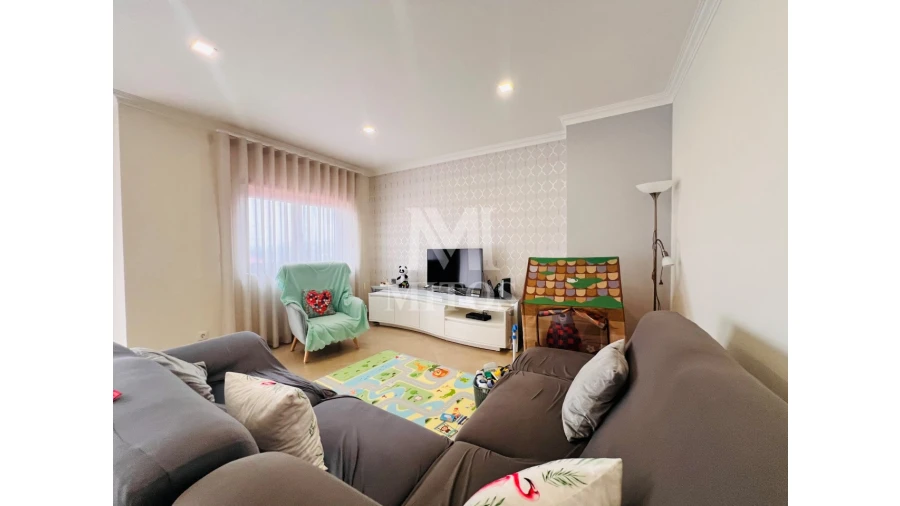 Moradia T3 para Venda em Durrães e Tregosa Foto 2