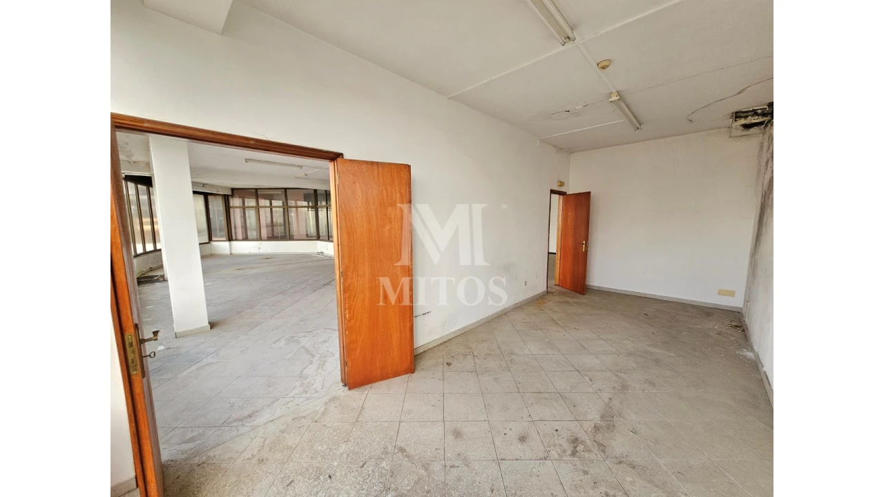 Loja para Venda em Valença, Cristelo Covo e Arão Foto 4