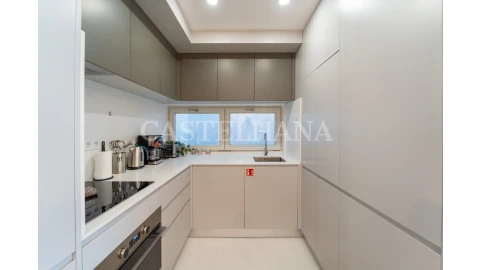 Apartamento T2 para Venda em Cedofeita, Santo Ildefonso, Sé, Miragaia, São Nicolau e Vitória