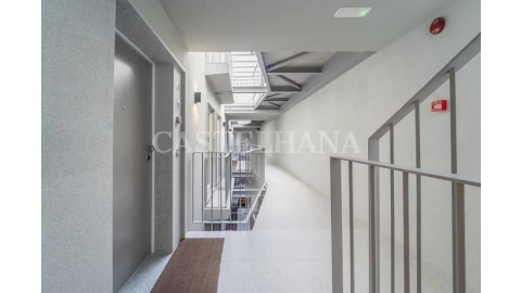 Apartamento T2 para Venda em Cedofeita, Santo Ildefonso, Sé, Miragaia, São Nicolau e Vitória