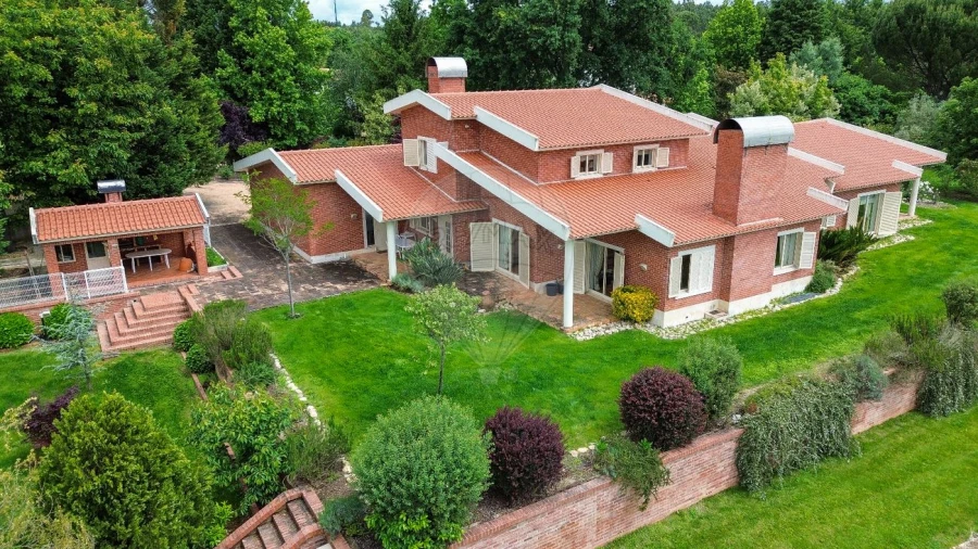 Moradia T6 para Venda em Côja e Barril de Alva Foto 17