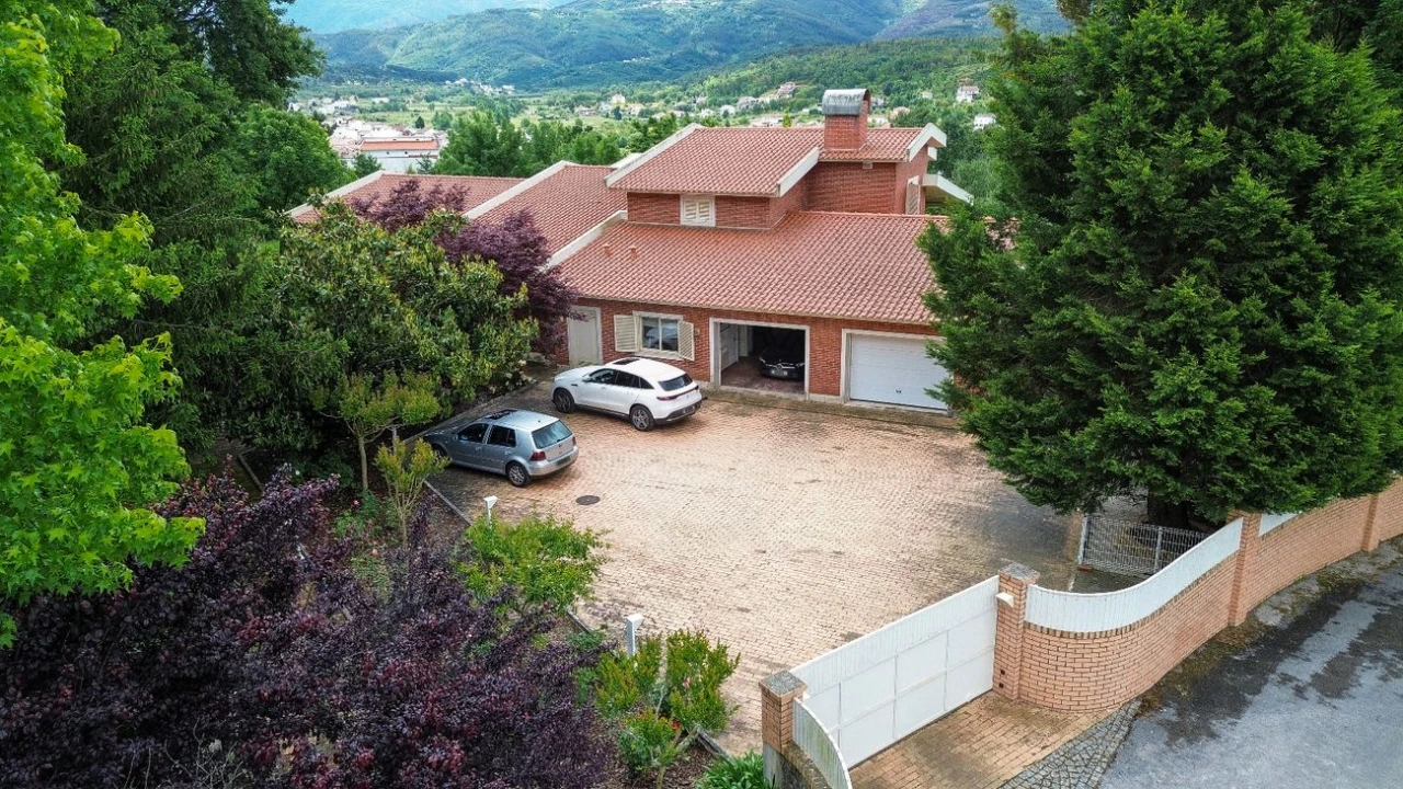 Moradia T6 para Venda em Côja e Barril de Alva Foto 29