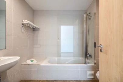 Apartamento T1 para Venda em Mexilhoeira Grande