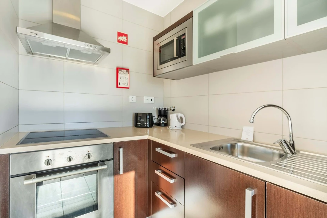 Apartamento T1 para Venda em Mexilhoeira Grande Foto 18