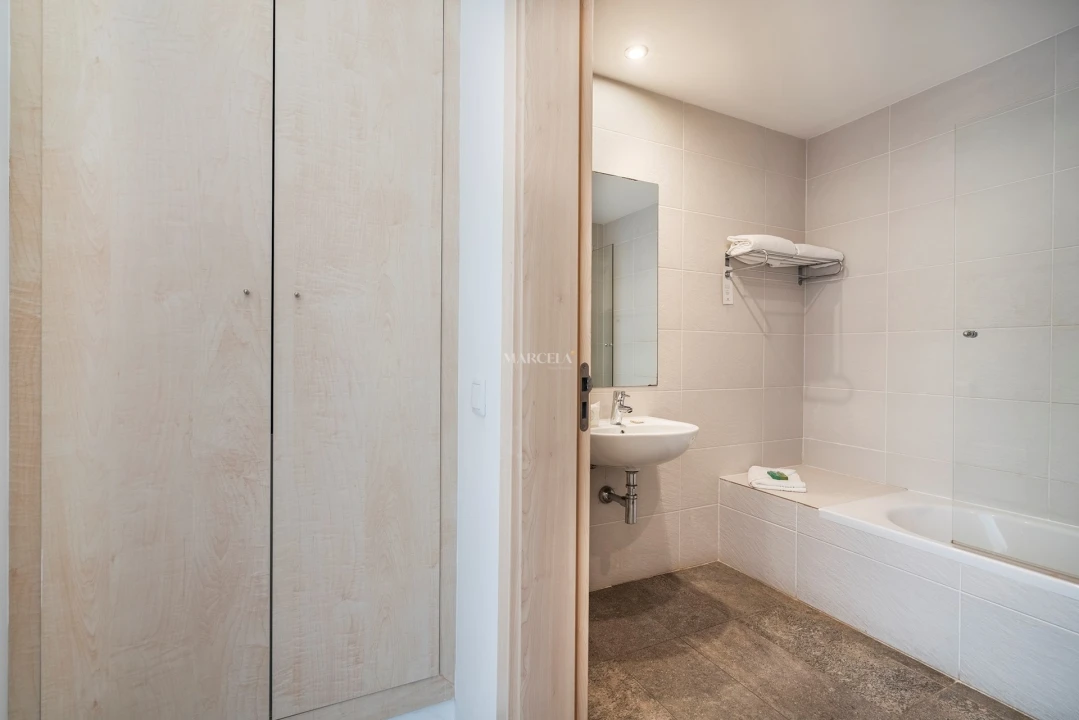 Apartamento T1 para Venda em Mexilhoeira Grande Foto 21