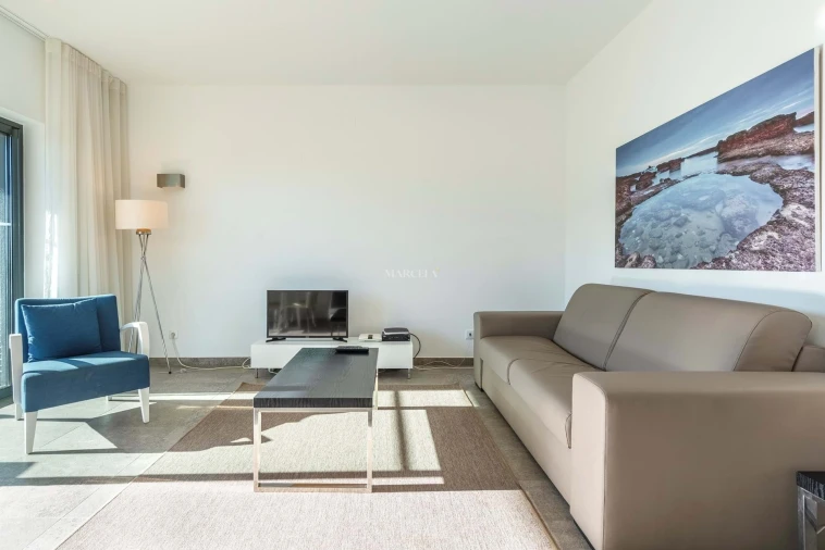 Apartamento T1 para Venda em Mexilhoeira Grande Foto 11