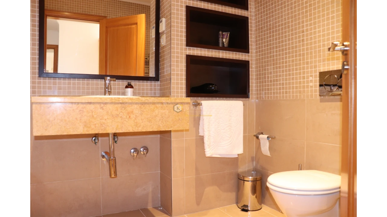 Apartamento T2 para Venda em Quarteira Foto 22