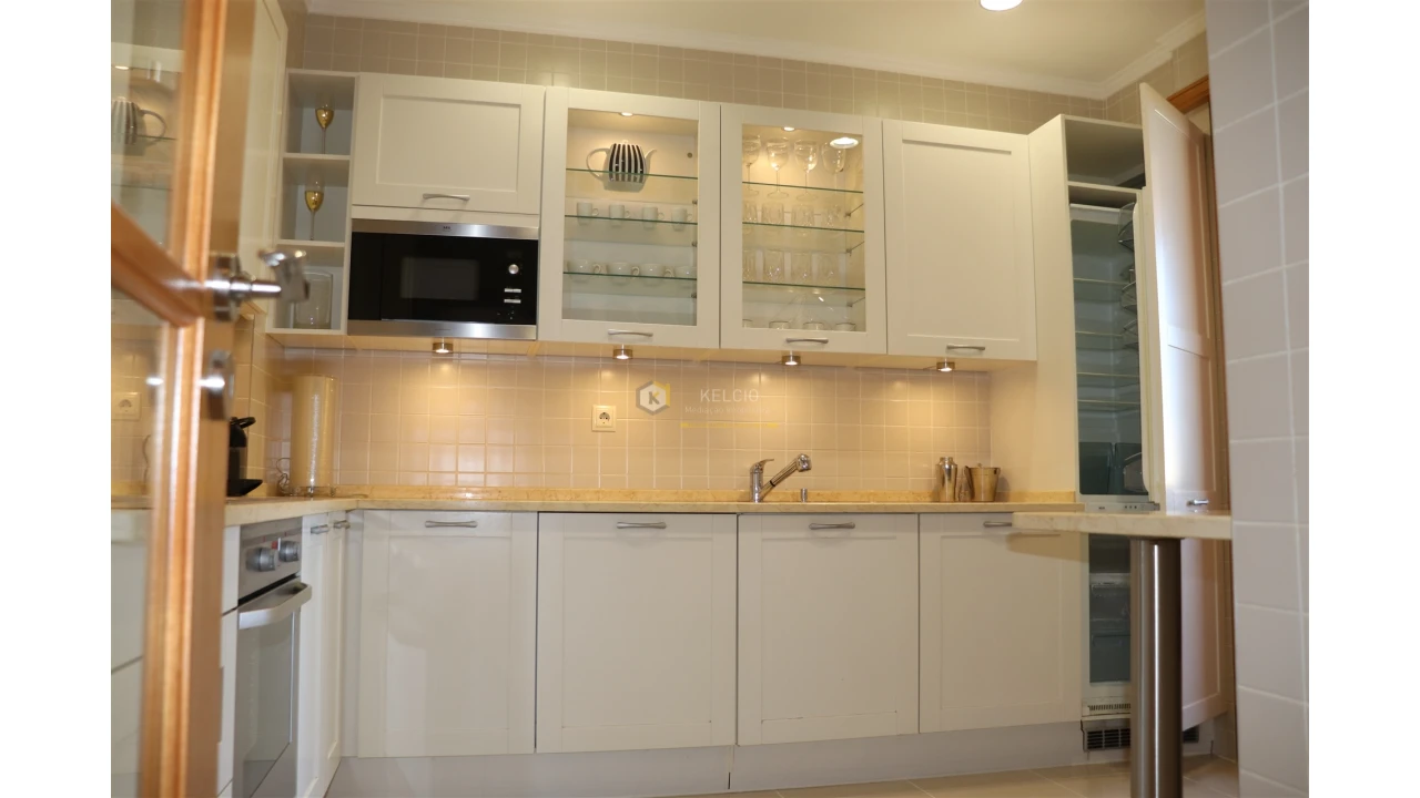 Apartamento T2 para Venda em Quarteira Foto 13