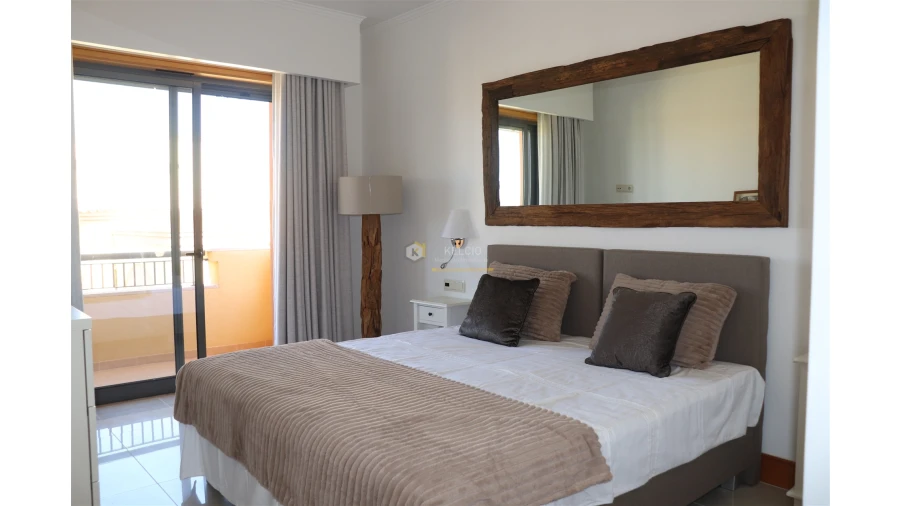 Apartamento T2 para Venda em Quarteira Foto 23