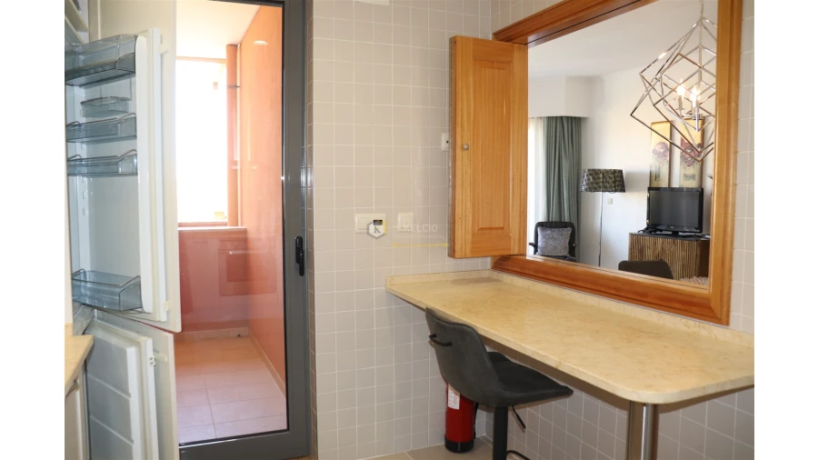 Apartamento T2 para Venda em Quarteira Foto 14