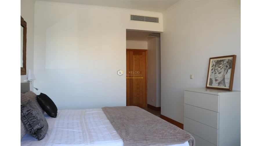 Apartamento T2 para Venda em Quarteira Foto 25