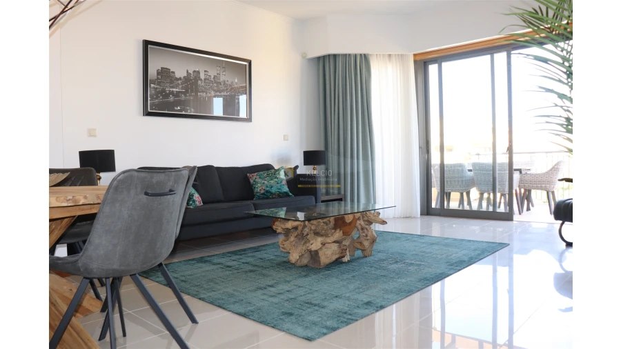 Apartamento T2 para Venda em Quarteira Foto 4