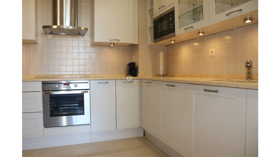 Apartamento T2 para Venda em Quarteira Foto 12