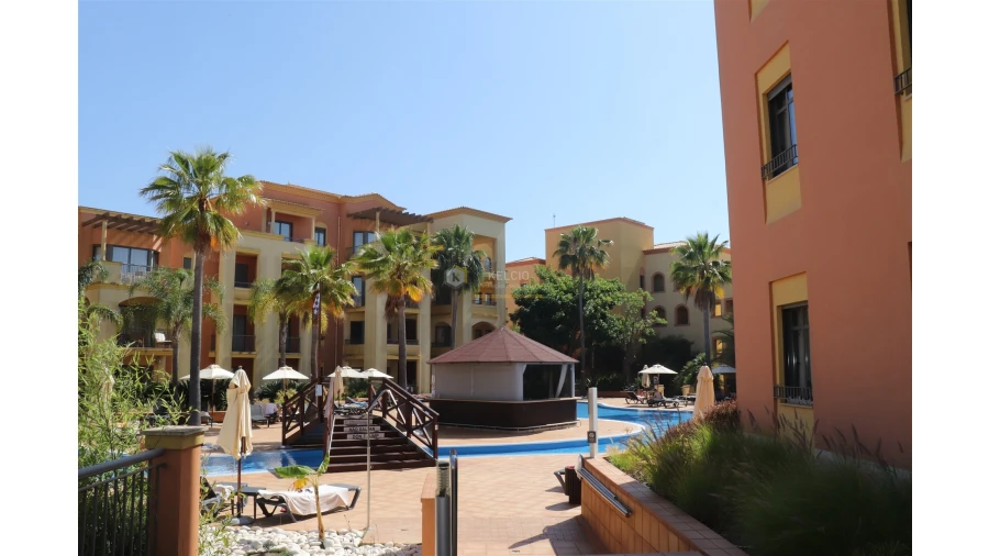 Apartamento T2 para Venda em Quarteira Foto 34