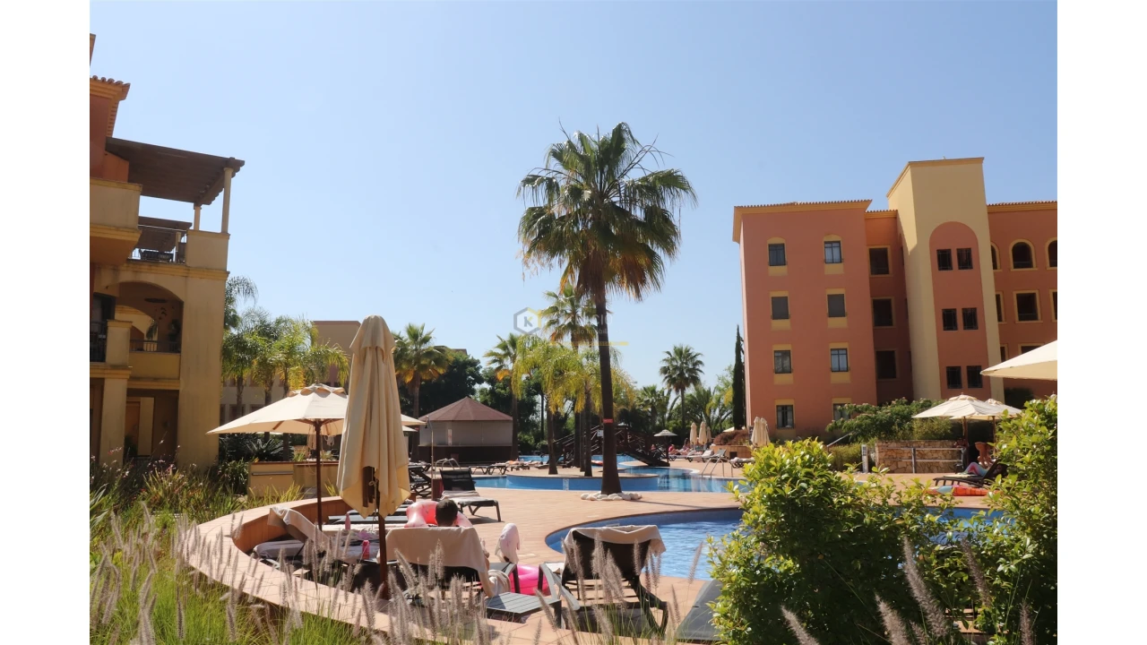 Apartamento T2 para Venda em Quarteira Foto 33