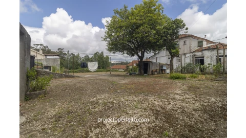 Moradia T5 para Venda em Mafamude e Vilar do Paraíso